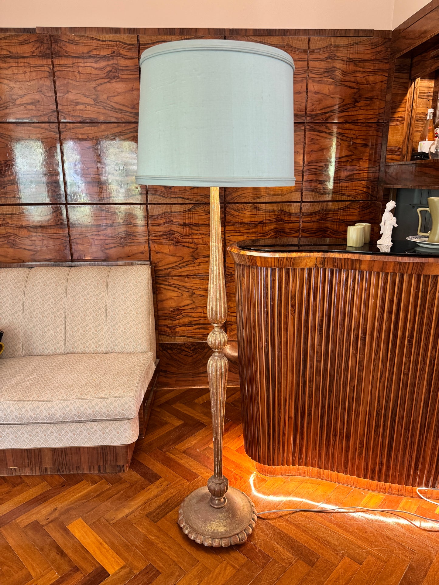 French Giltwood Floor Lamp – Paris, Early 20th Century