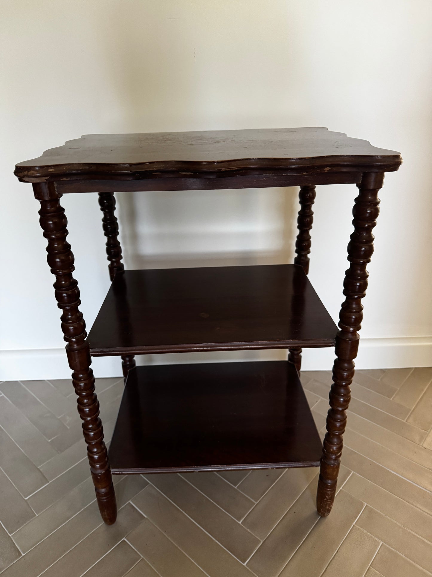 Vintage Bobbin Leg Whatnot / Side Table