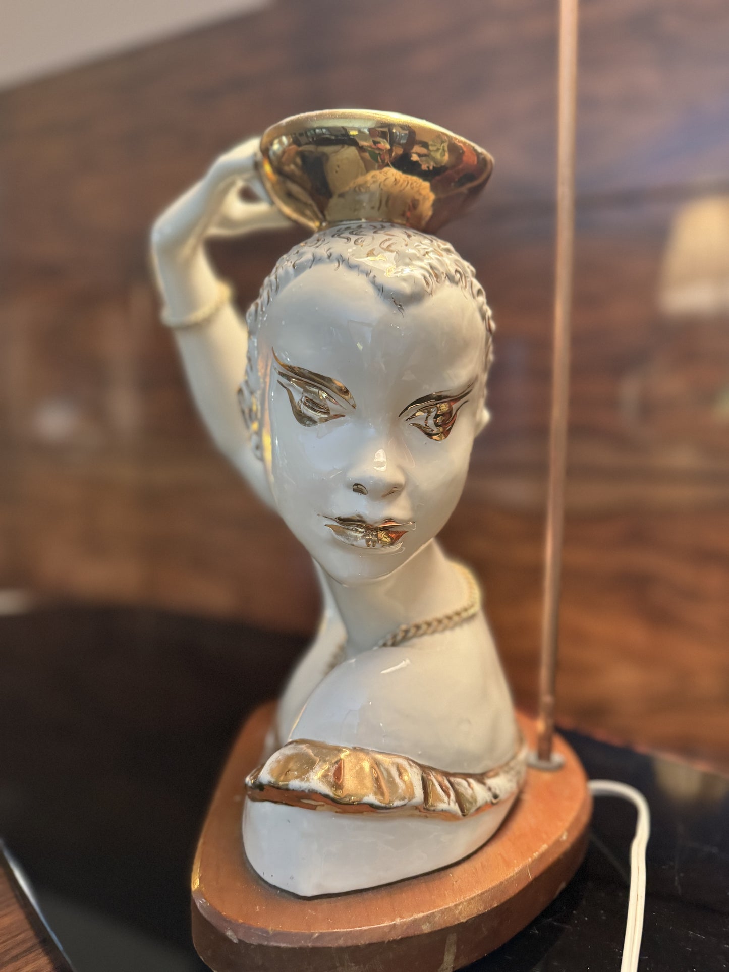 1950s Italian Ceramic lady lamp
