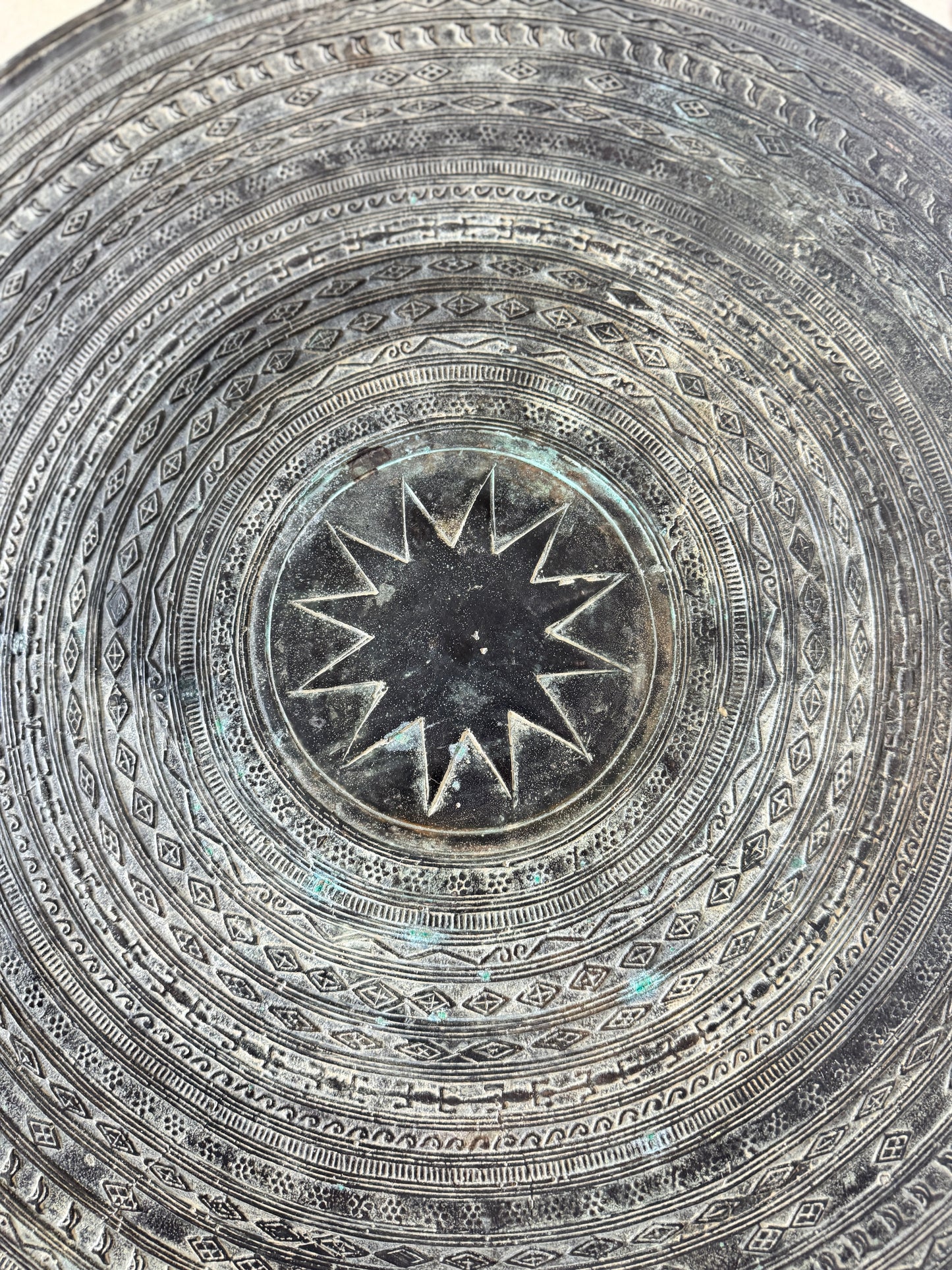 Aged bronze rain / frog drum