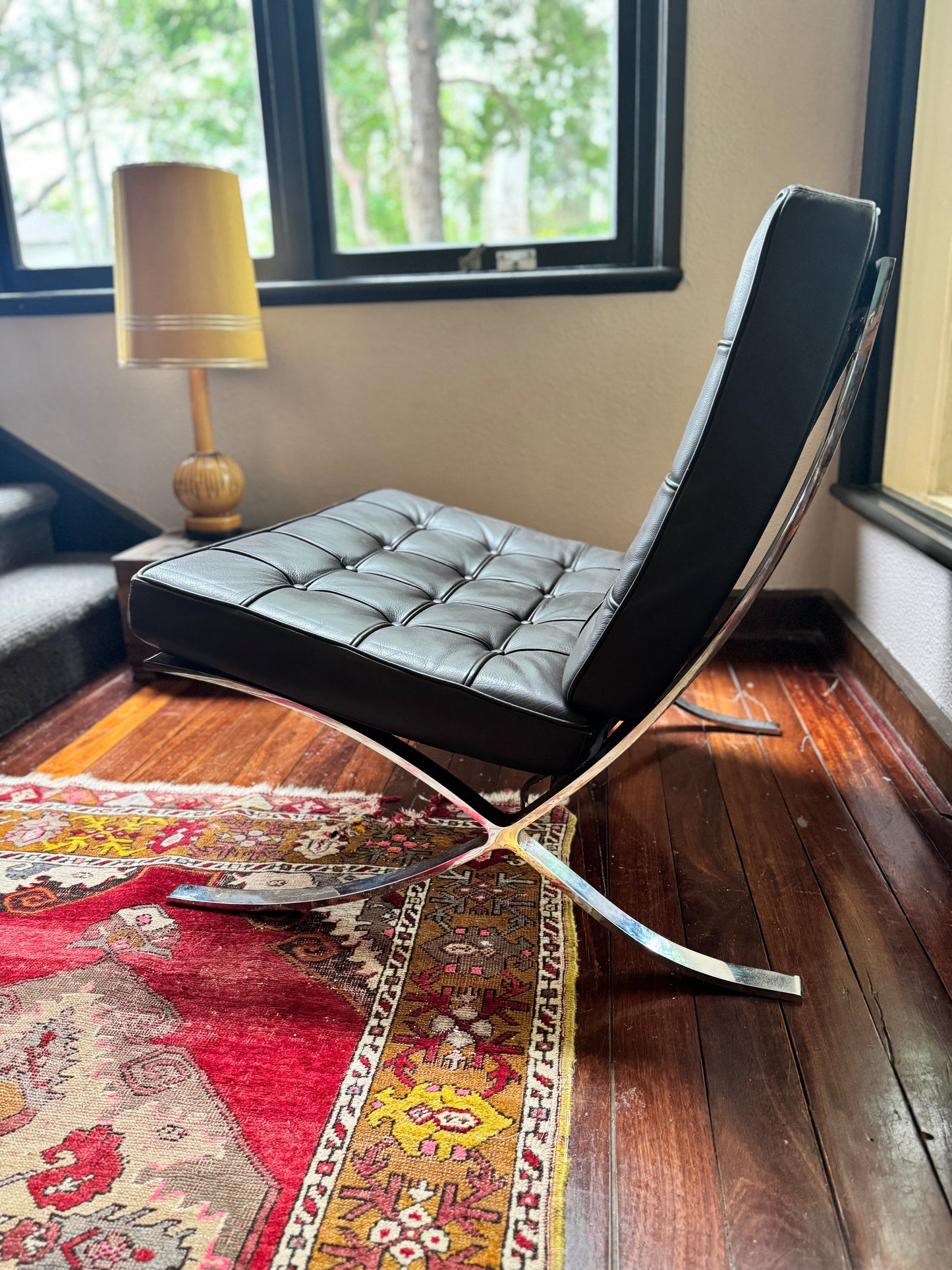 Original 1980-1990 Barcelona chair in rich brown leather