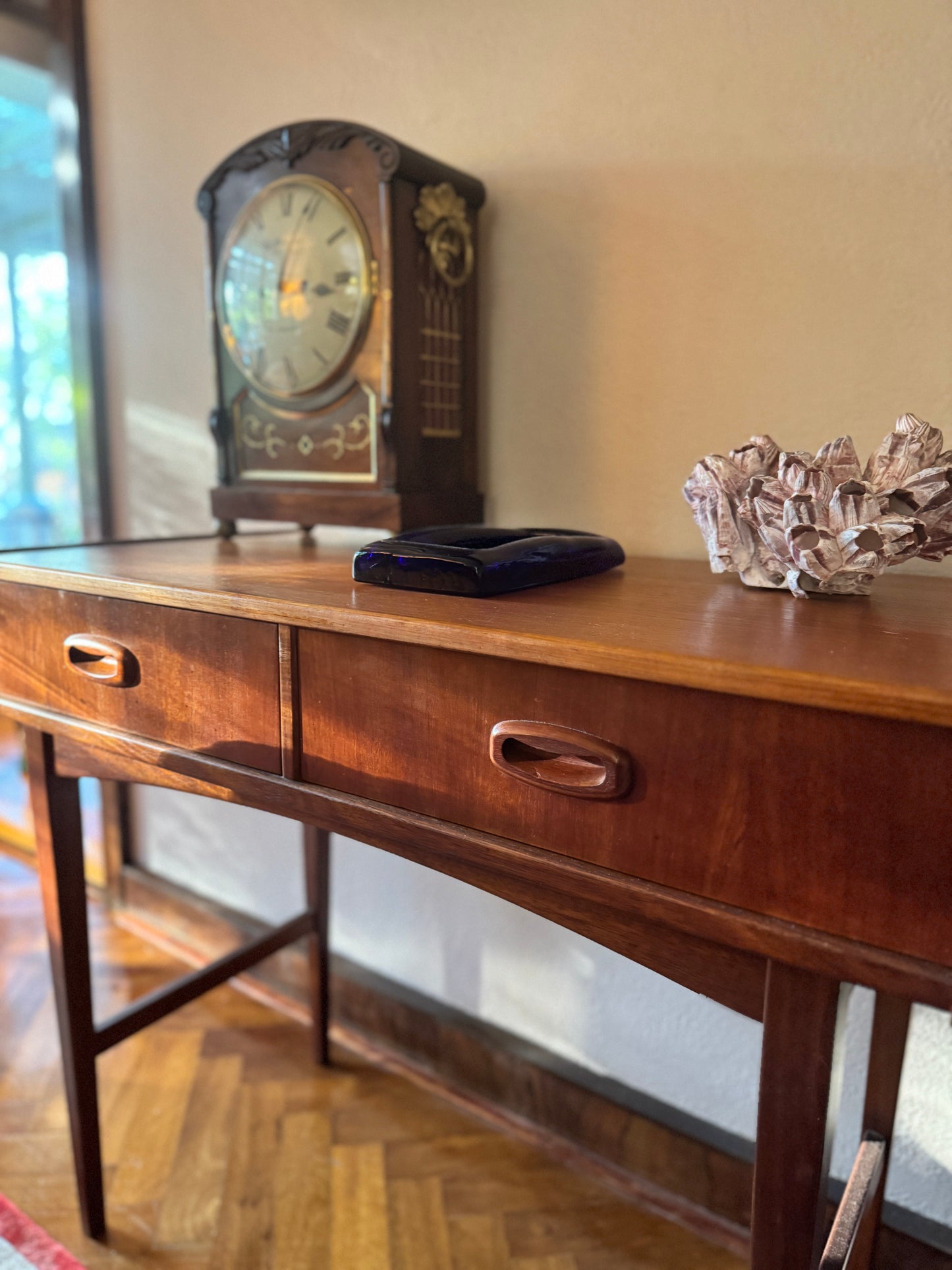 Parker Console - Nordic Collection