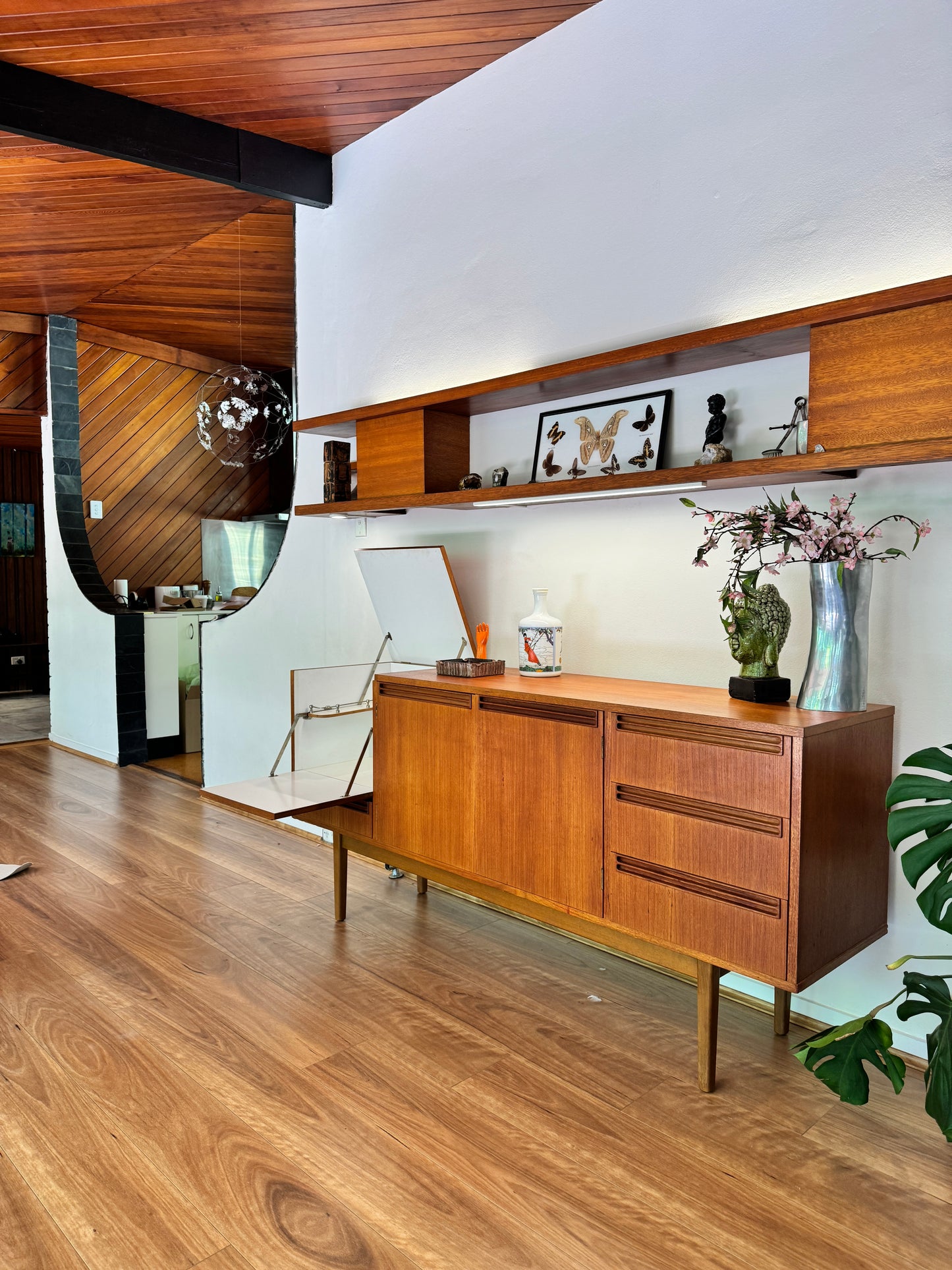 Wrightbilt Mid-Century Sideboard with Flip-Top Cocktail Cabinet, 1960s