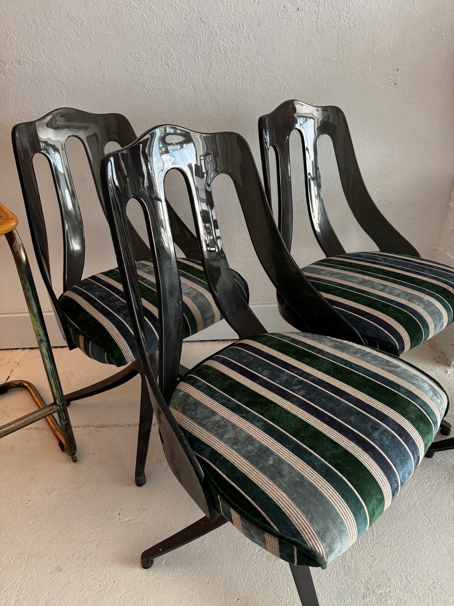 1960s modernist dining suite, Howell USA