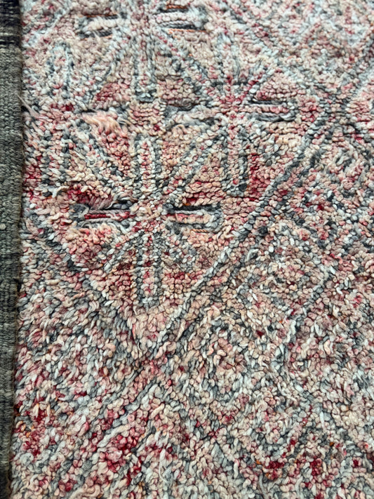 Vintage Moroccan Rug – 2.9 × 1.9 m