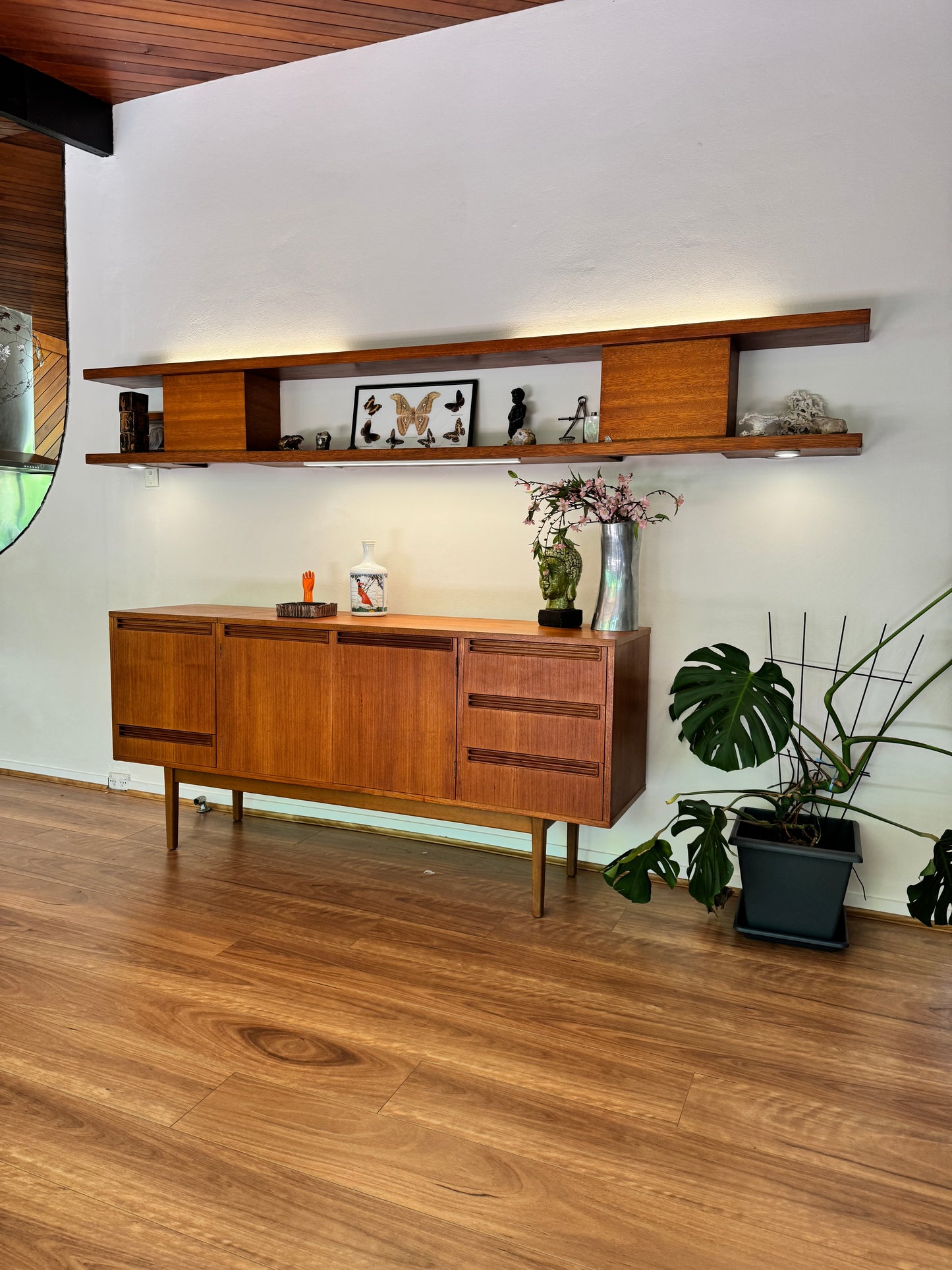 Wrightbilt Mid-Century Sideboard with Flip-Top Cocktail Cabinet, 1960s