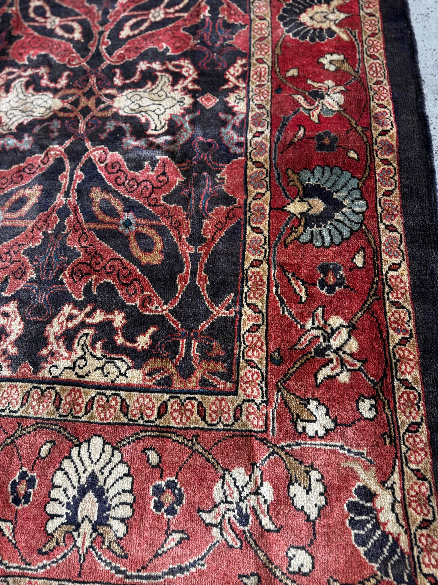 Stunning hand knotted Iranian wool rug with floral motif