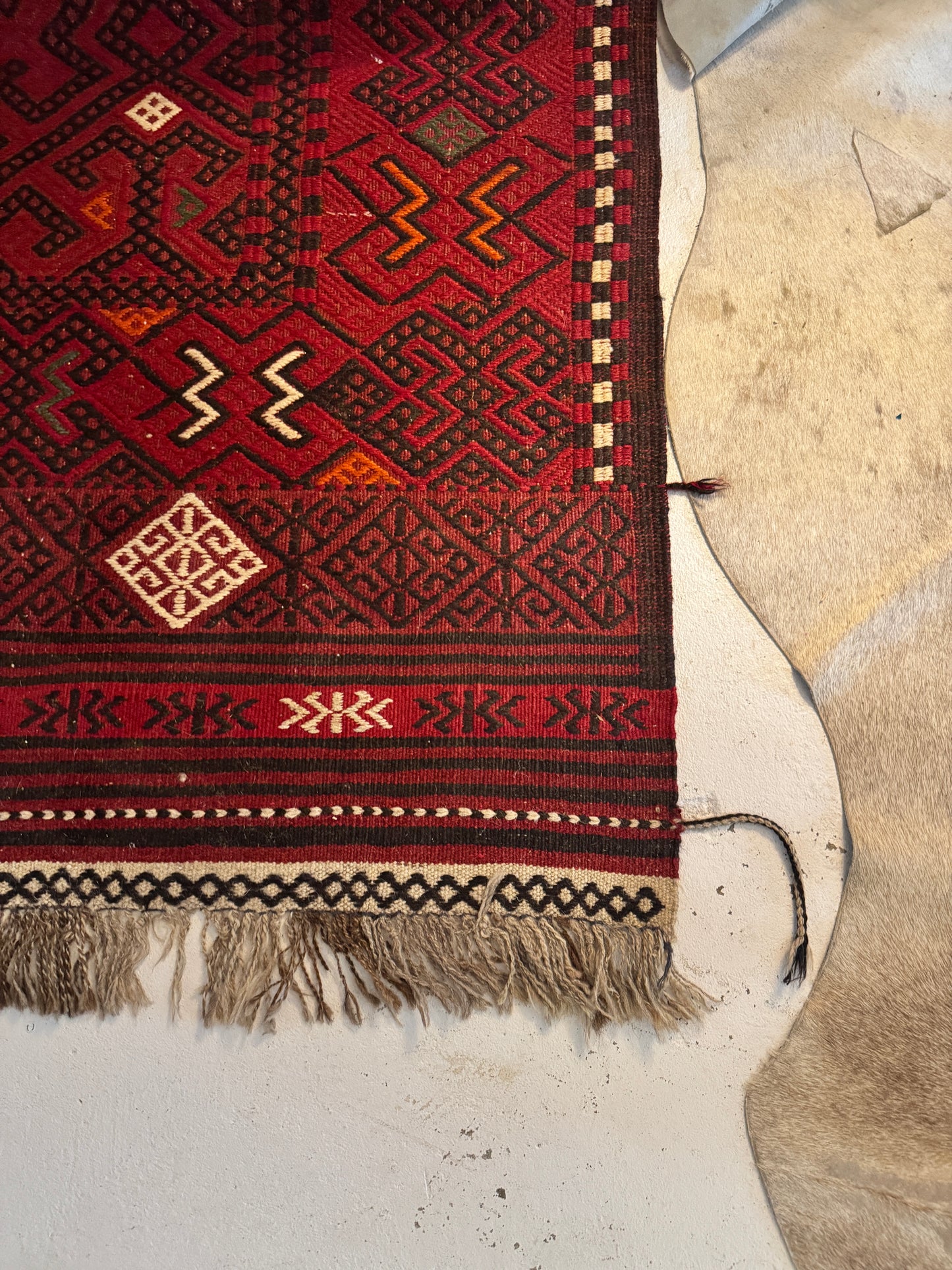 Turkmen Ensi Rug – 3.1 × 2.1 m