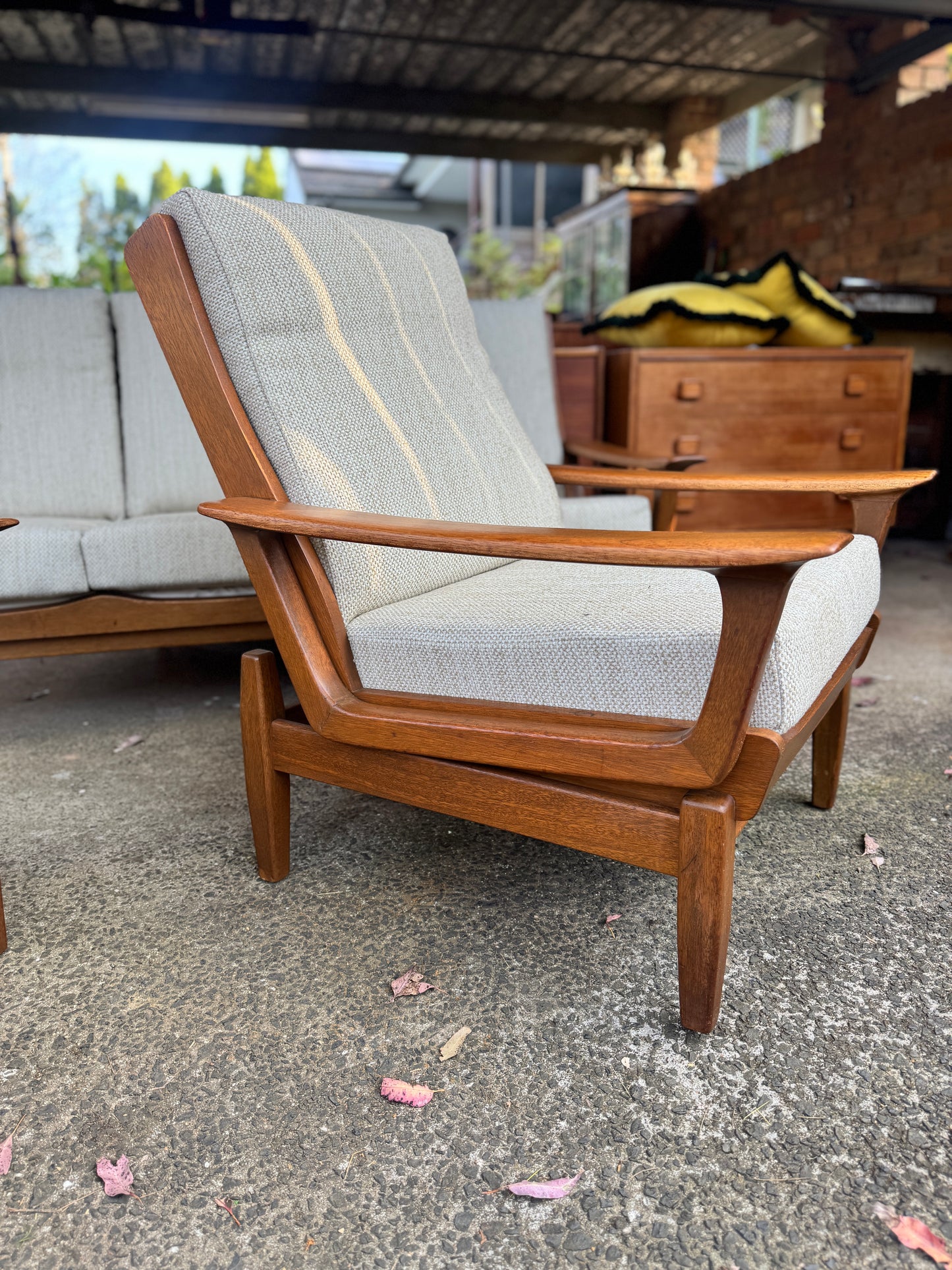Wrightbilt Lounge Suite – 3 Seater & 2 Armchairs
