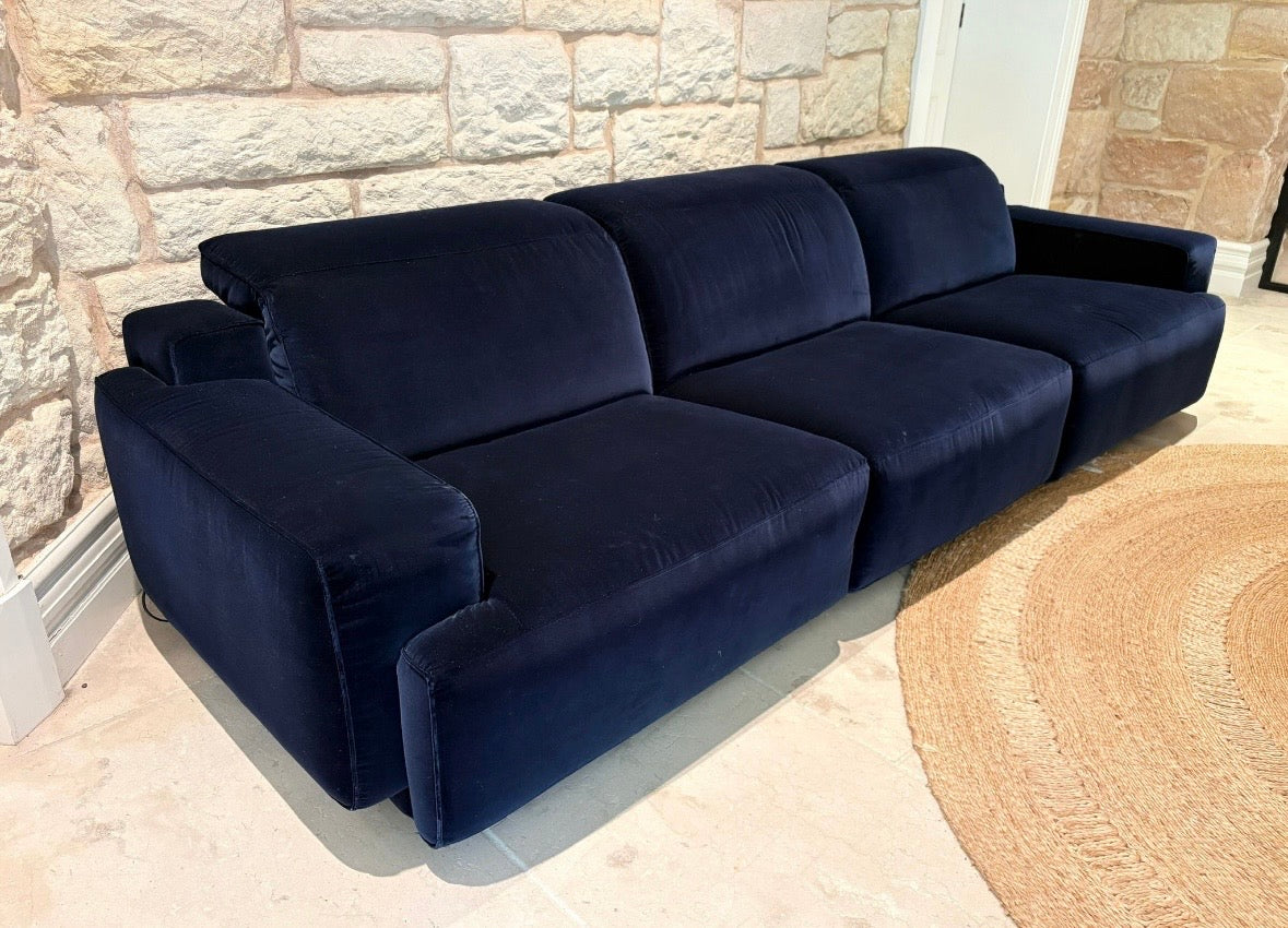 Natuzzi Baltimora 3 Seater Lounge with mechanised recline
