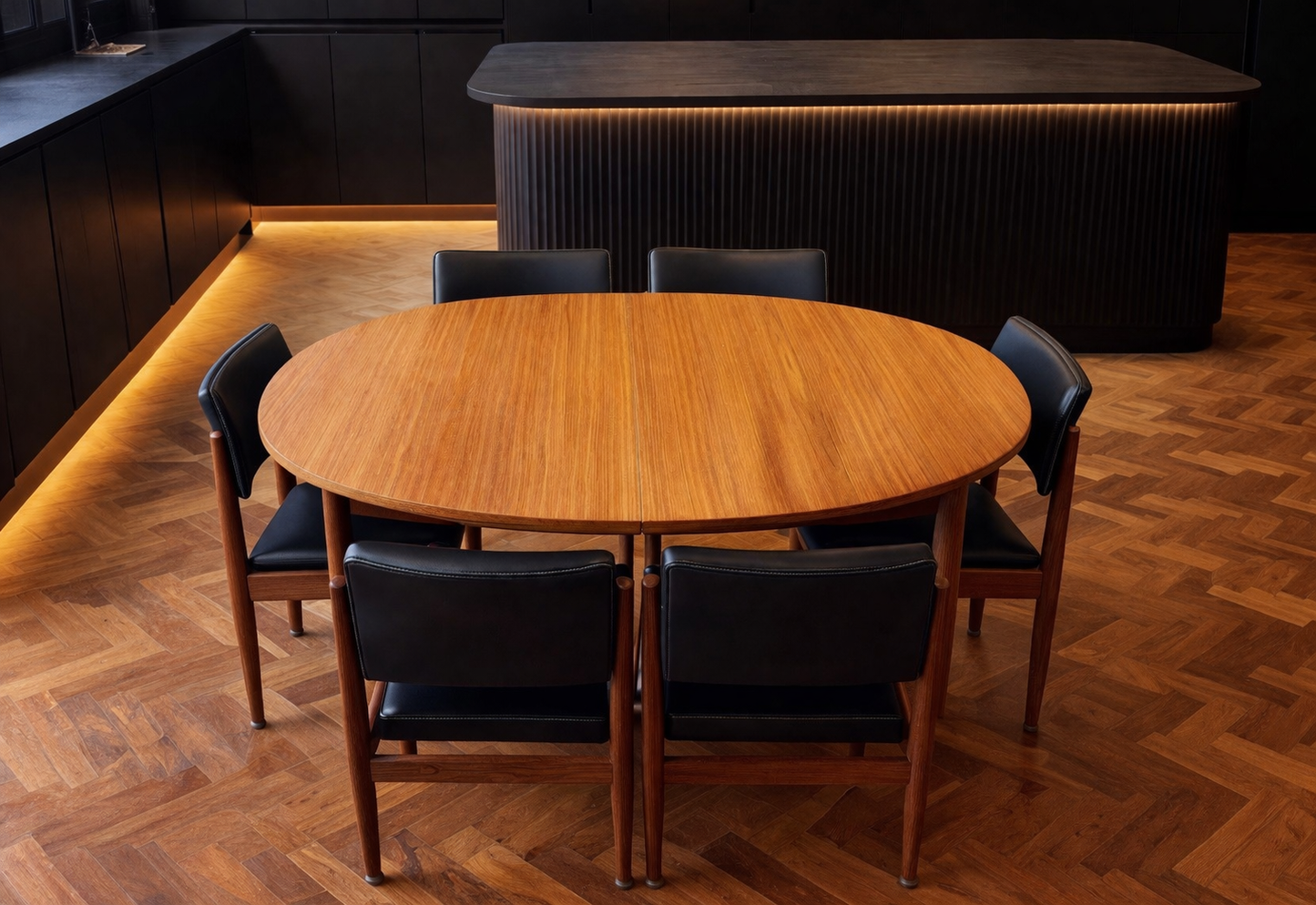 Chiswell butterfly extension dining table