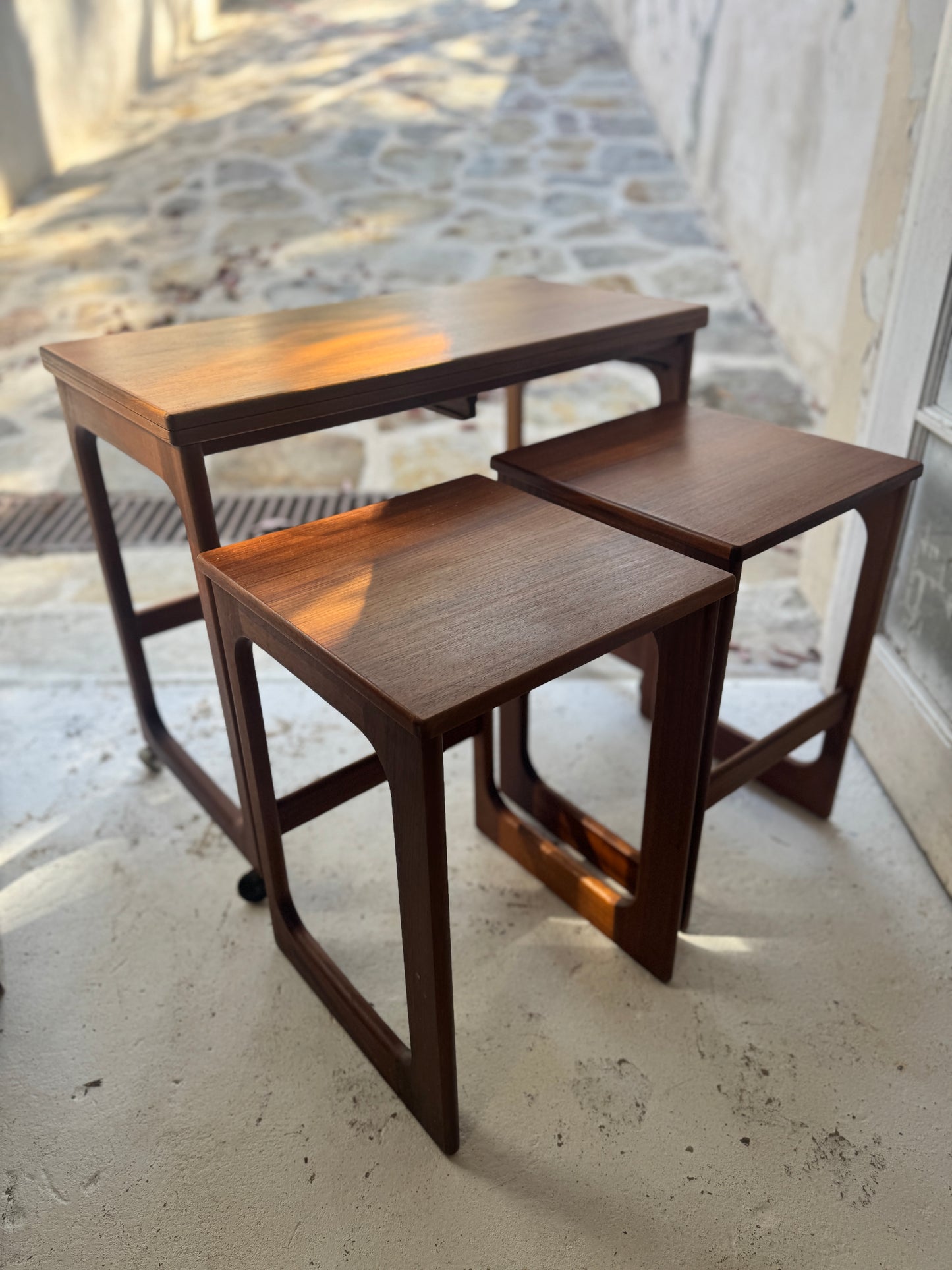 McIntosh of Scotland – Triform Nesting Tables 1960s