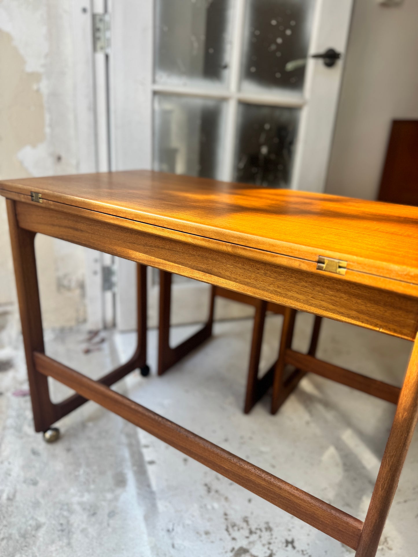 McIntosh of Scotland – Triform Nesting Tables 1960s