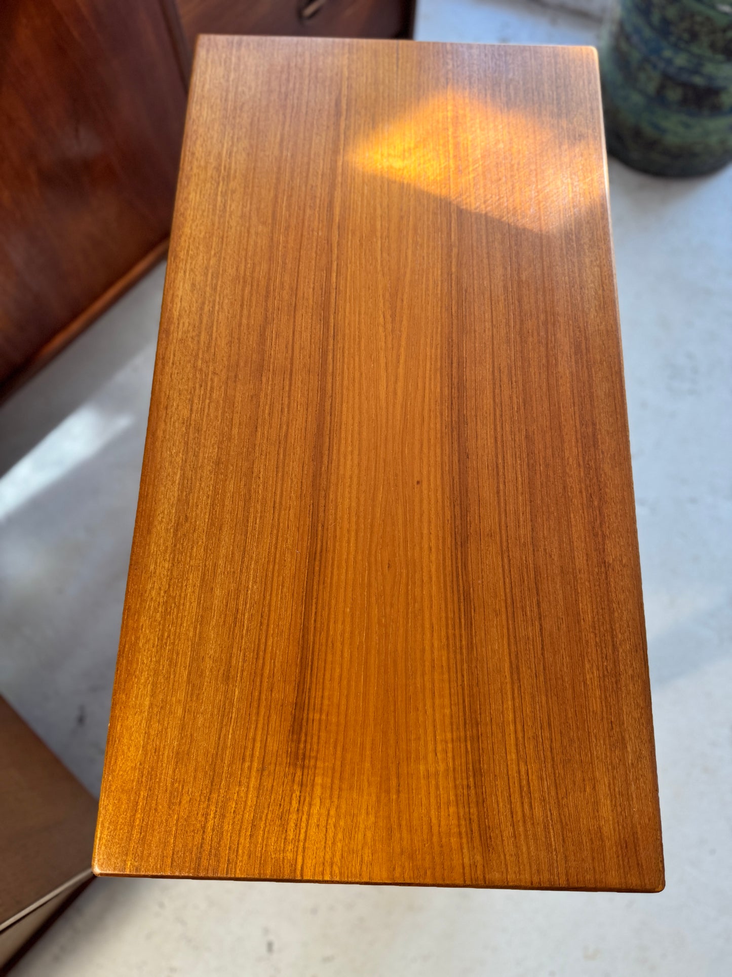McIntosh of Scotland – Triform Nesting Tables 1960s