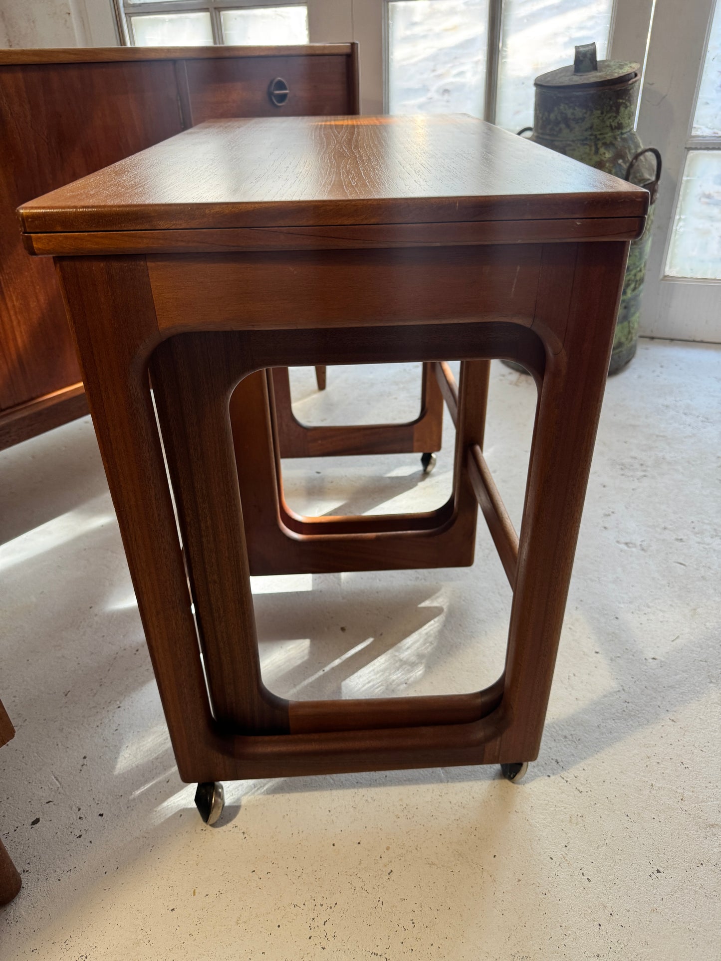 McIntosh of Scotland – Triform Nesting Tables 1960s