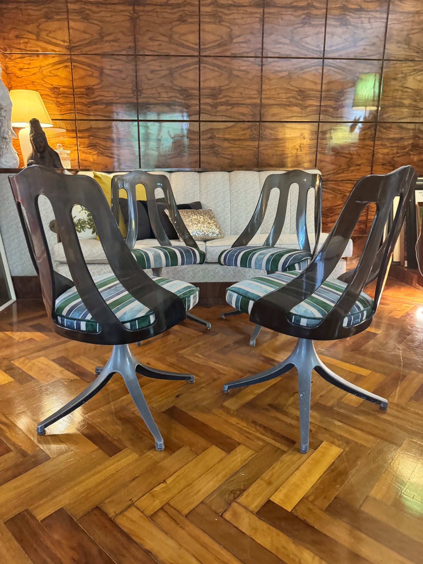 1960s Modernist dining chairs by Howell, USA