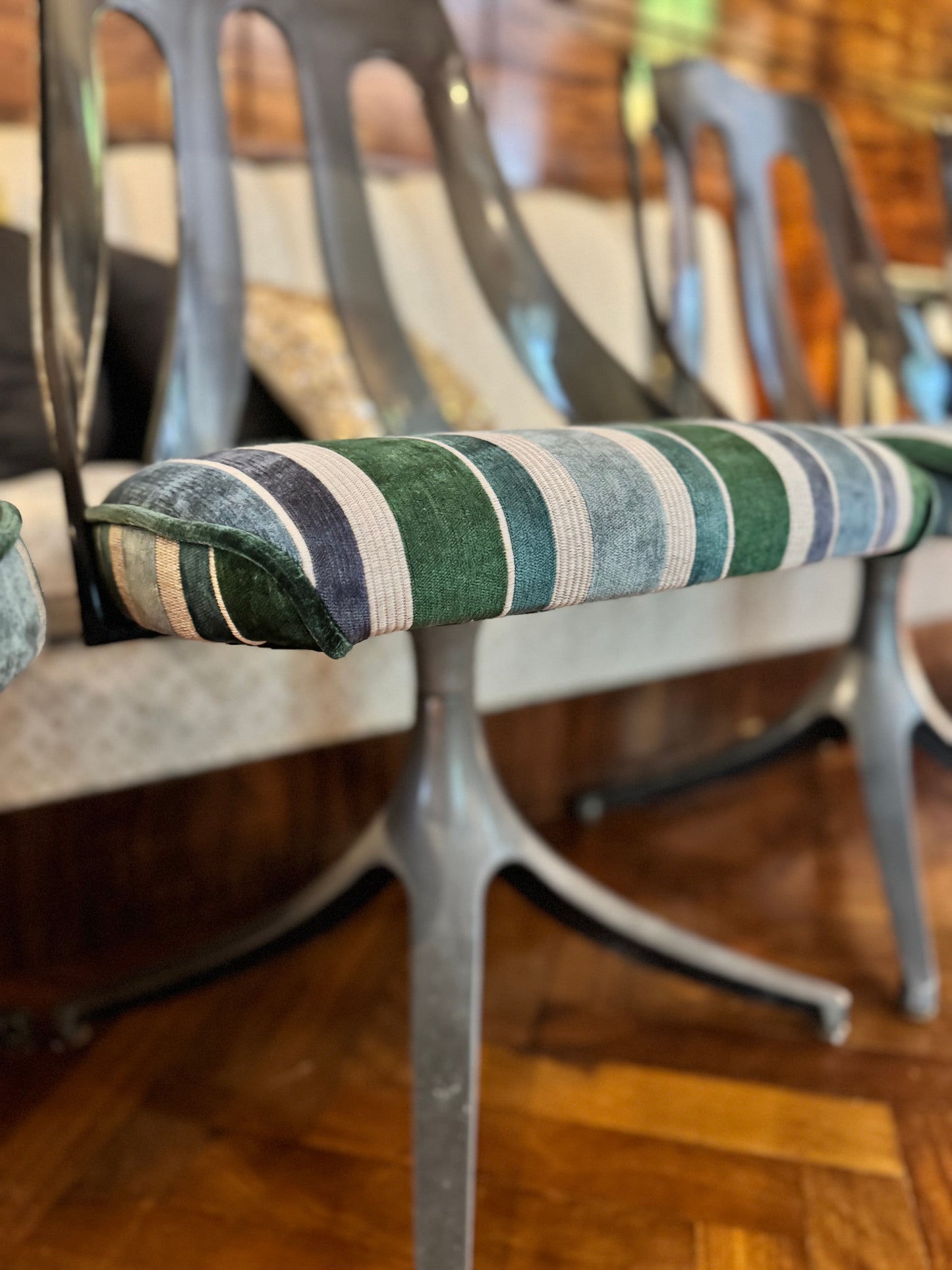 1960s Modernist dining chairs by Howell, USA