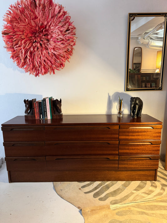 Macrob Chest of Drawers, 1970s