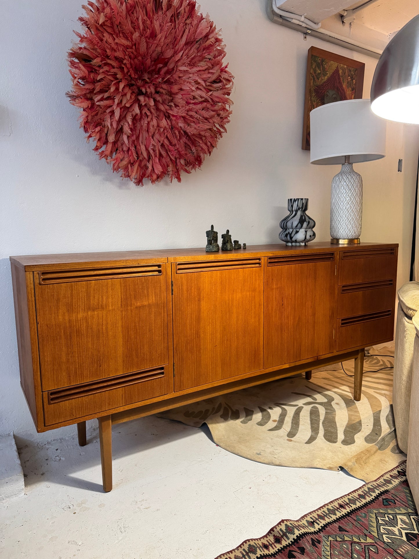 Wrightbilt Mid-Century Sideboard with Flip-Top Cocktail Cabinet, 1960s