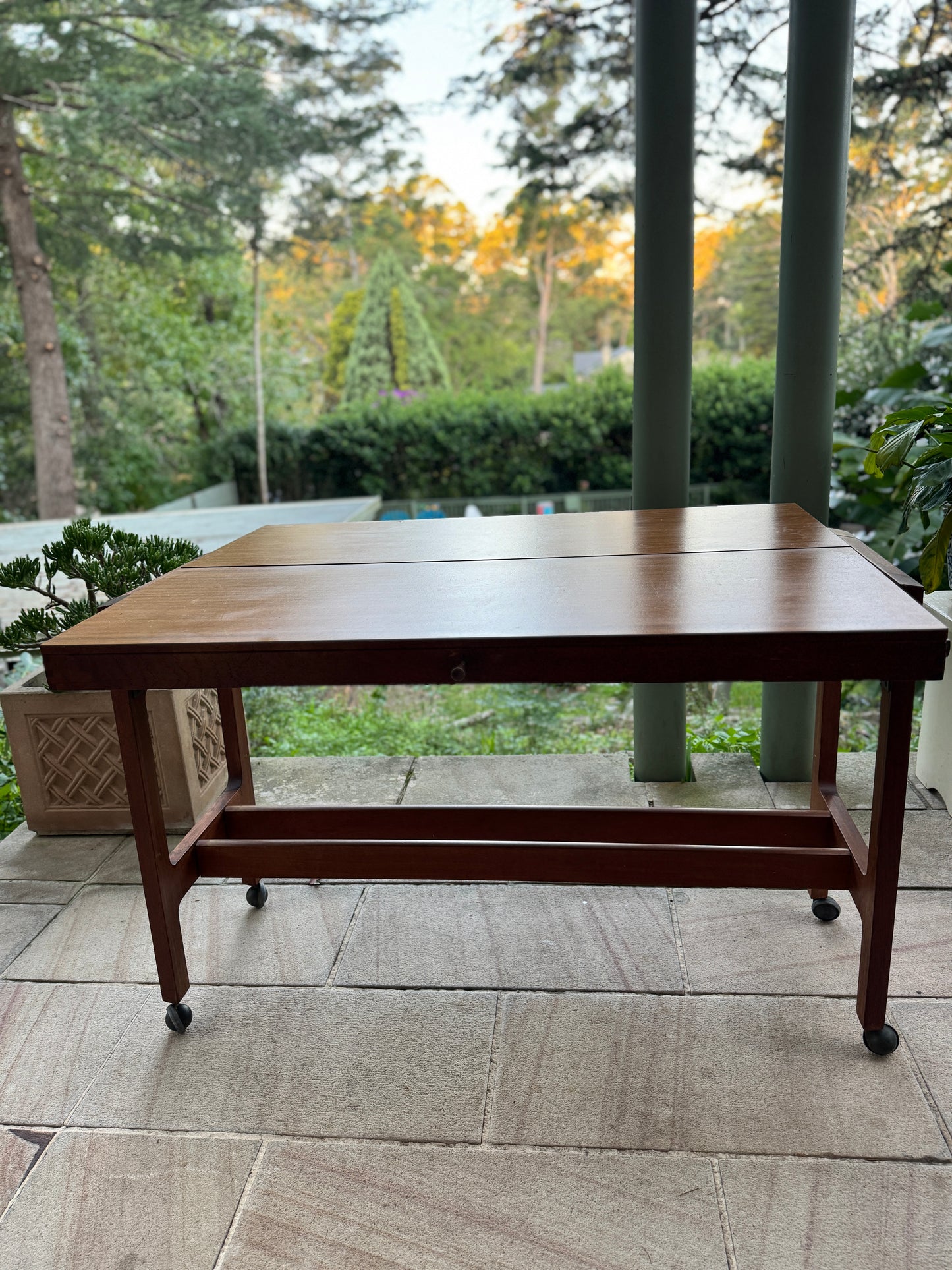 Metaphoric Table/sideboard