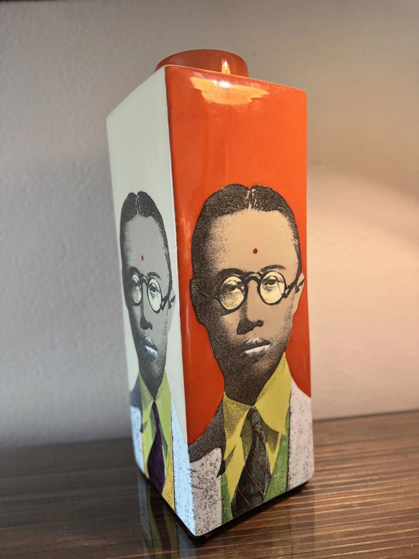 Fabienne Jouvin Paris Pu Yi  last emperor of China, Porcelain jar with lid