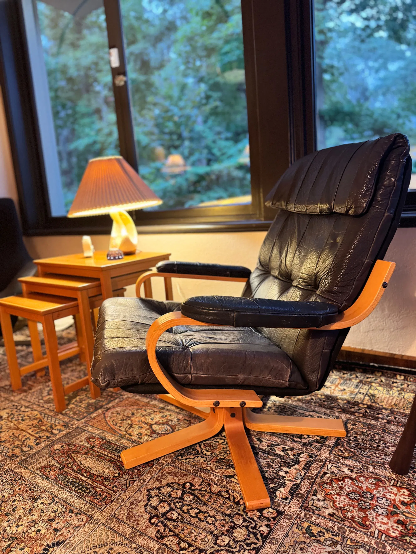 1970s Norwegian swivel armchair with patchwork leather and bentwood frame